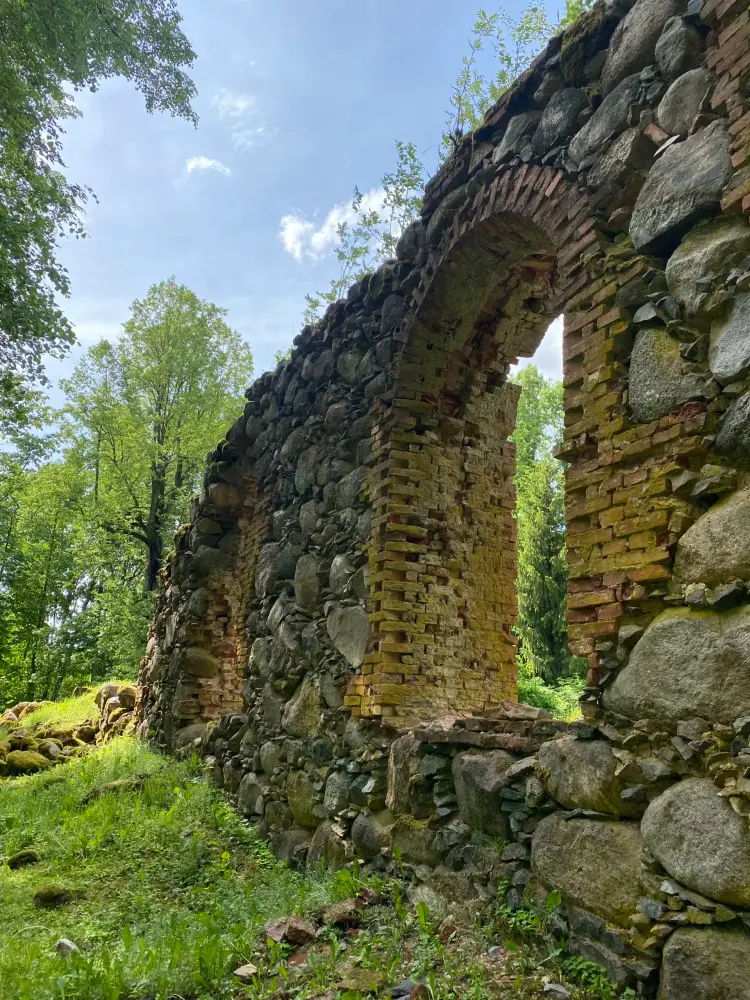 Ruins of Zvarde church - photo 1