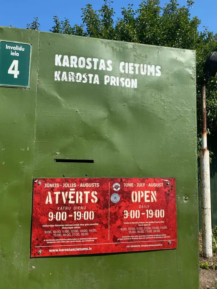 karosta sign