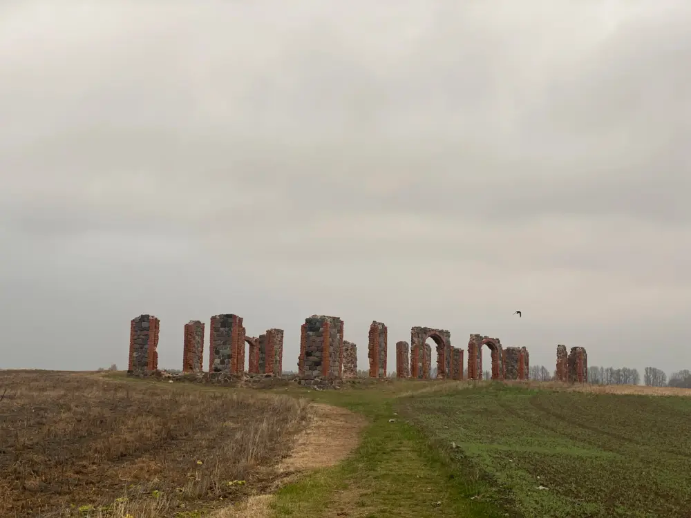 Smiltene Stonehenge - photo 2