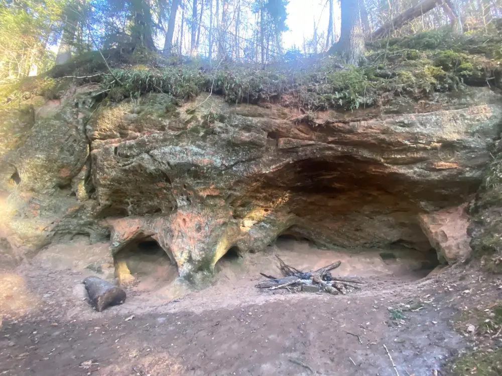 Licu–Langu-Cliffs