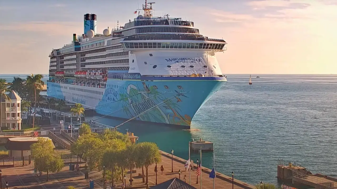Stream Key Light Cruise Port Key West Live Cam: Florida, USA 🎦