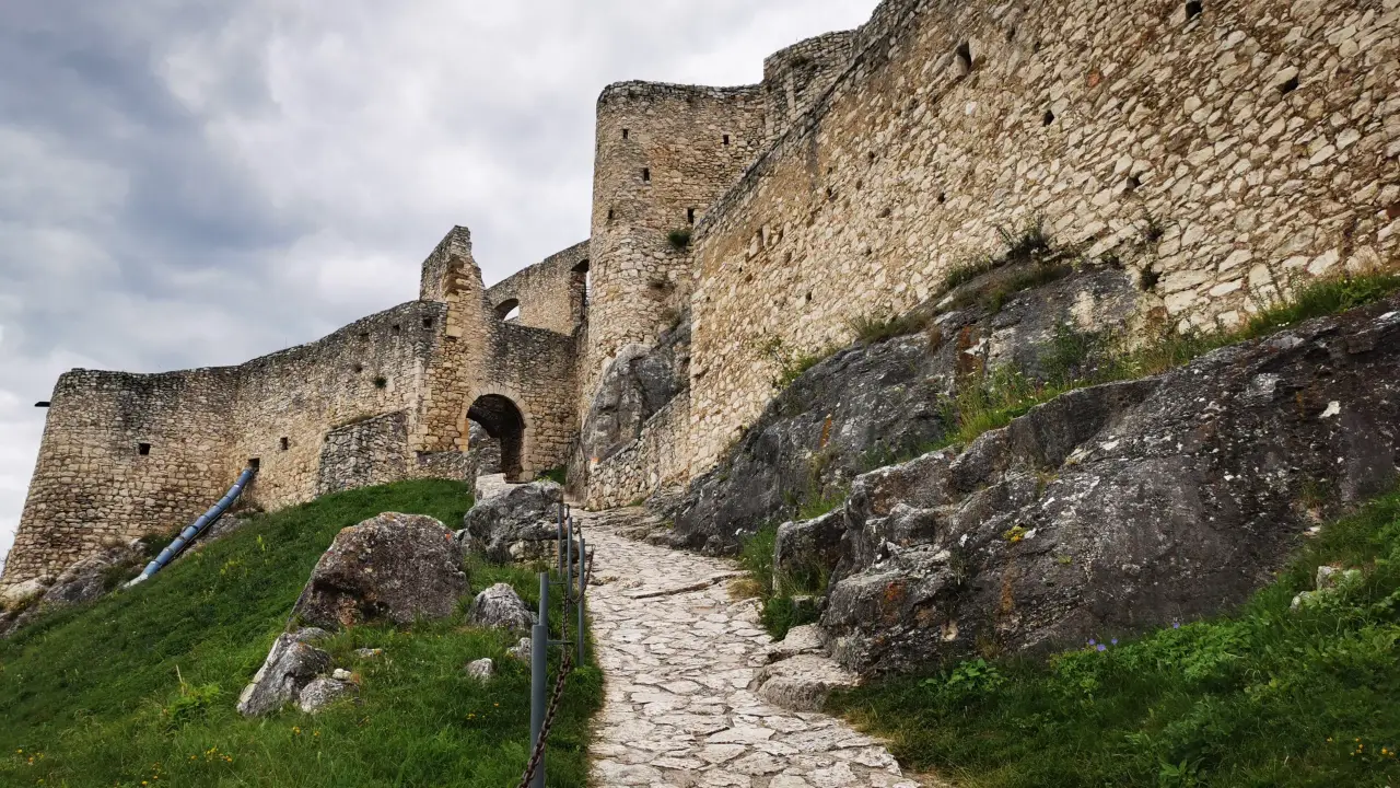 Spišský hrad (Spiš Castle)
