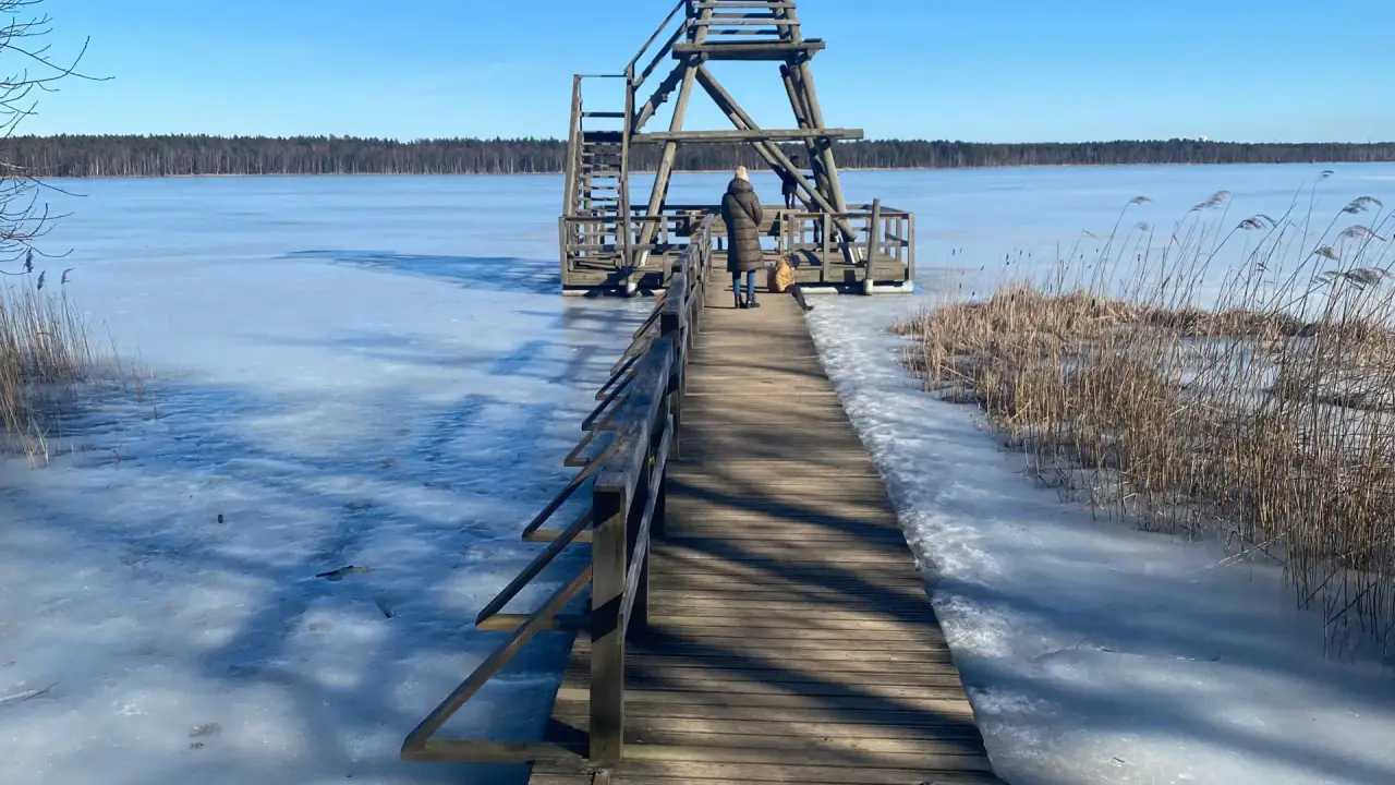 Trail on Lake Slokas.