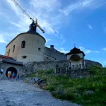 Hrad Krásna Hôrka (Замок Красная Гуорка)