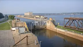Mississippi River Lock 19