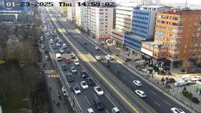 Road traffic in Istanbul
