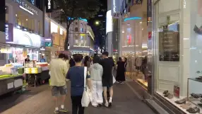 Walks live, Seoul