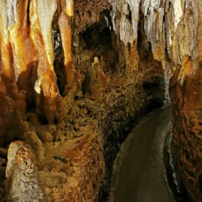 Demänovská jaskyňa slobody (Demanovska cave of Liberty) thumbnail