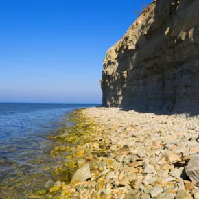 Panga Cliff thumbnail