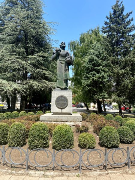 Памятник Ивану Црноевичу