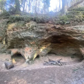 Licu–Langu-Cliffs
