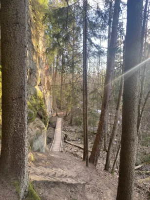 Līču–Laņģu Cliffs