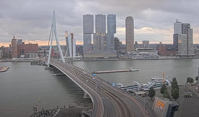 エラスムス橋 サムネイル