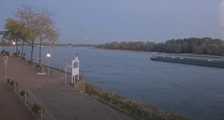 ドイツ, Rees – Embankment サムネイル