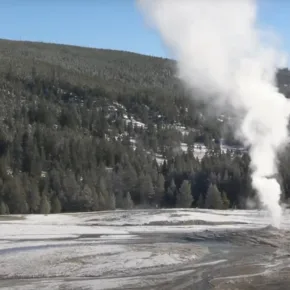 Old Faithful Upper Geyser Basin vignette