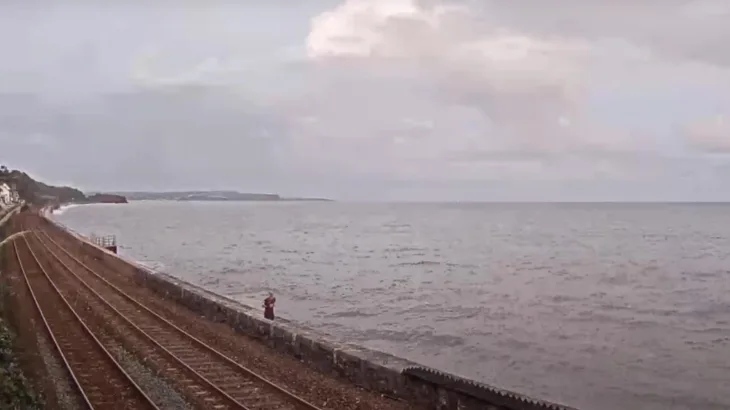 Kereta api San Remo Dawlish thumbnail
