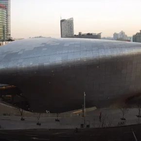 Desain Dongdaemun Plaza thumbnail