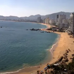 Playa Condesa, Acapulco thumbnail