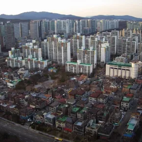 Gedung kantor KT, Bundang thumbnail