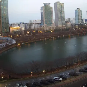 Seokchon Lake thumbnail