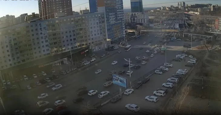 Vladivostok city traffic thumbnail