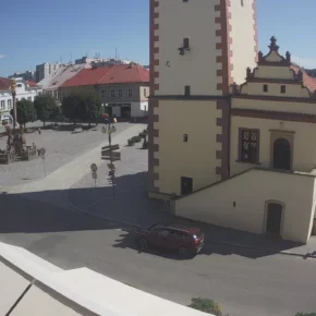 Dobruška, Alun-alun Utama thumbnail