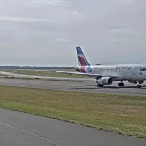 デュッセルドルフ空港、滑走路 サムネイル