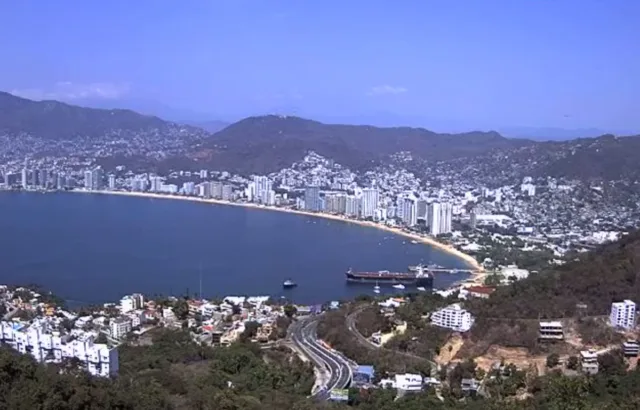 Acapulco Panorama thumbnail