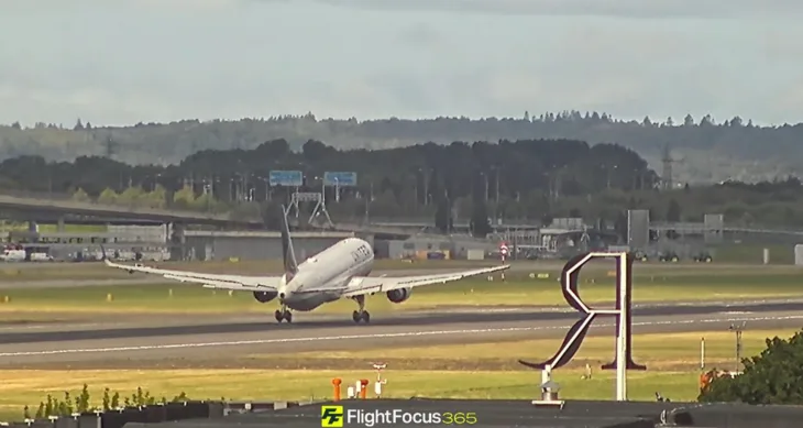 ロンドン・ヒースロー空港 サムネイル
