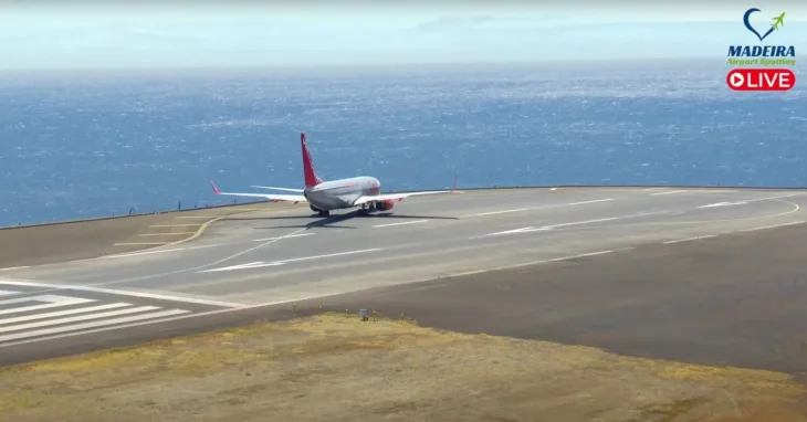マデイラ空港 サムネイル