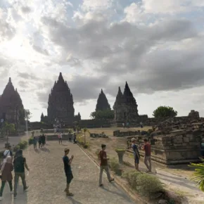 プランバナン寺院 サムネイル