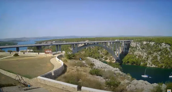 シュベニク橋 サムネイル