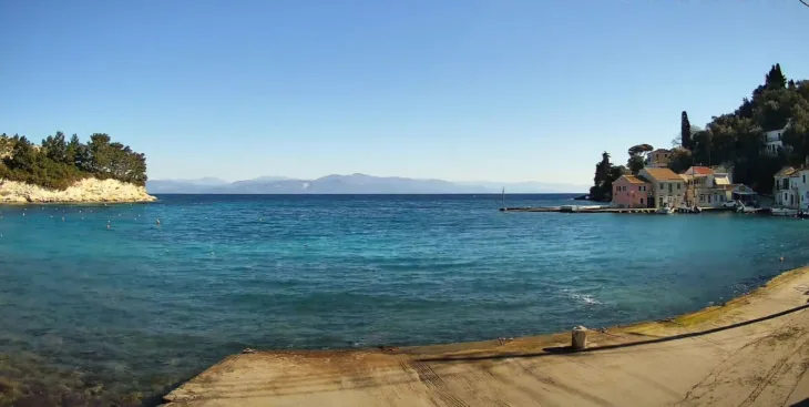 Puerto de Longos, Paxos miniatura