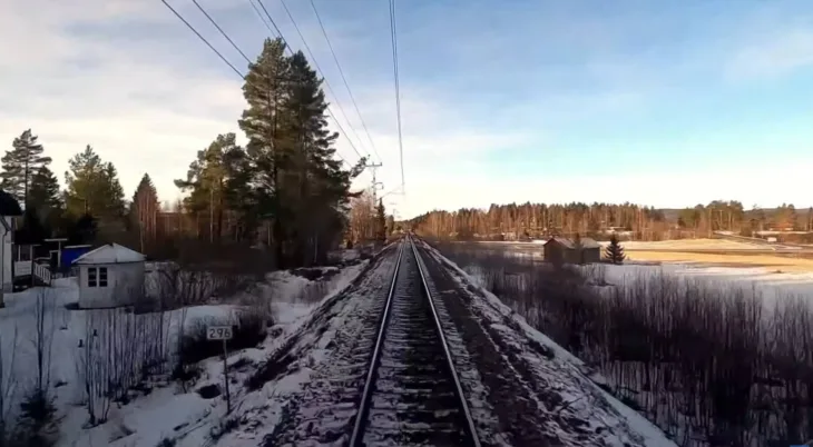 スウェーデン鉄道のタクシー サムネイル