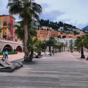 Walks Live, Menton thumbnail