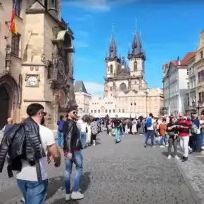 Walks live, Prague thumbnail