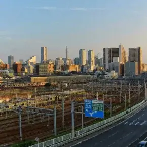 東神奈川駅 サムネイル