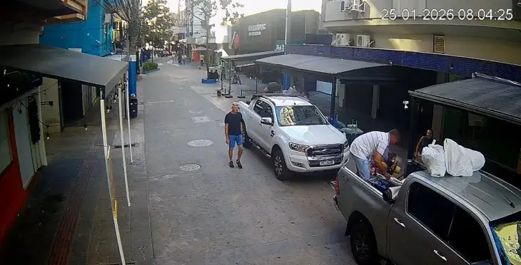 Avenida Central küçük resim
