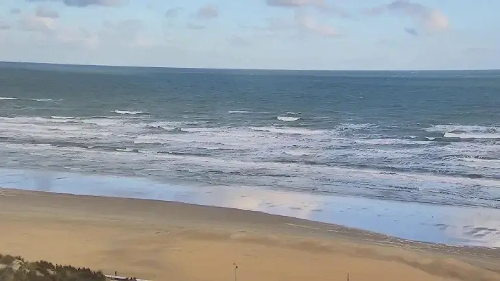 De Panne Coastline thumbnail