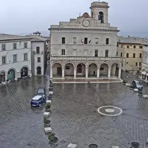 Piazza del Comune, Montefalco küçük resim
