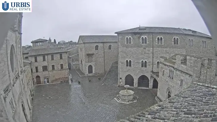 Piazza Silvestri, Bevagna thumbnail