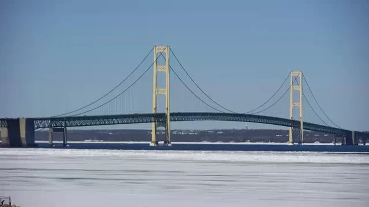 Mackinac Bridge thumbnail